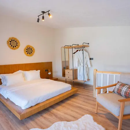 Nish Vadi Apartment *